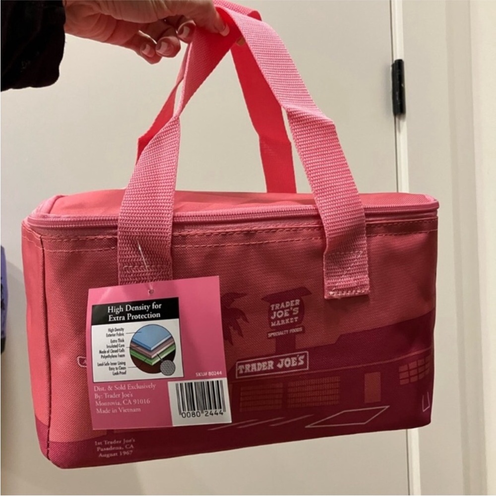 Trader Joe’s mini insulated cooler bag pink NWT